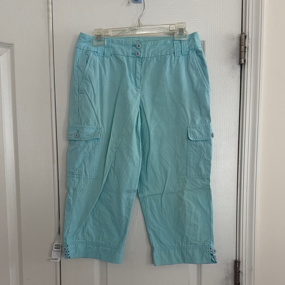 Izod Light Blue Capris